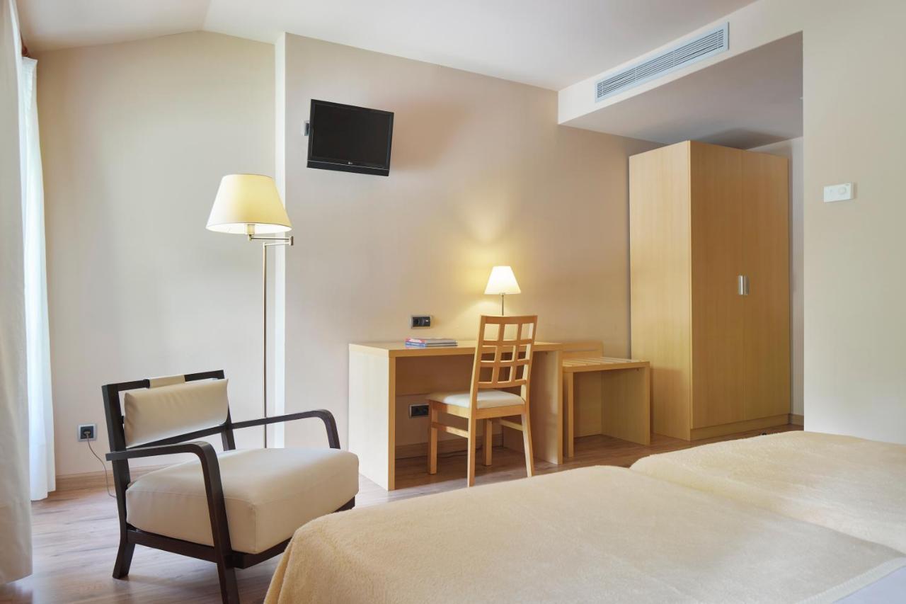 Iraipe Santuario De Arantzazu Hotel Oñate Eksteriør bilde