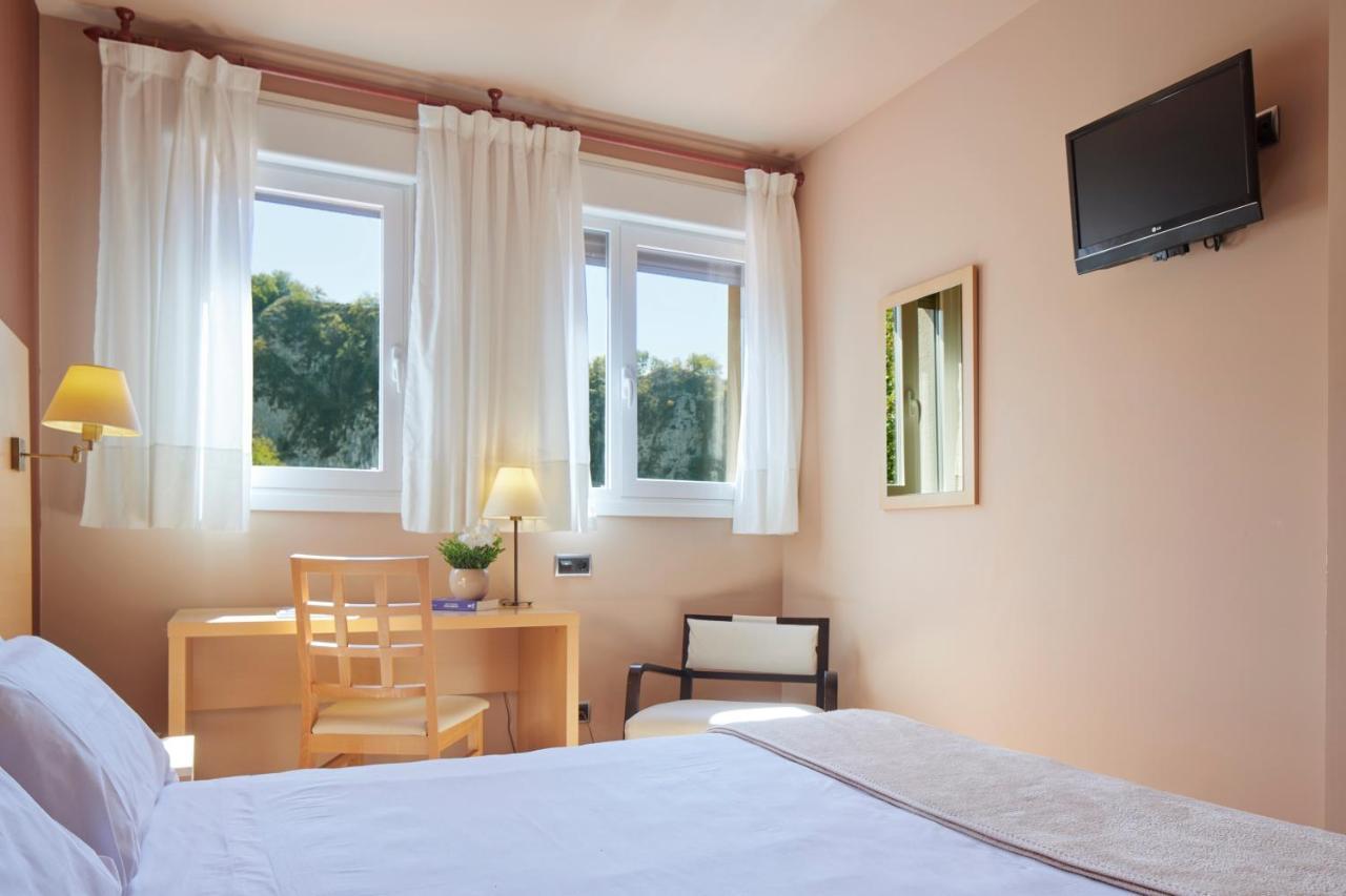 Iraipe Santuario De Arantzazu Hotel Oñate Eksteriør bilde