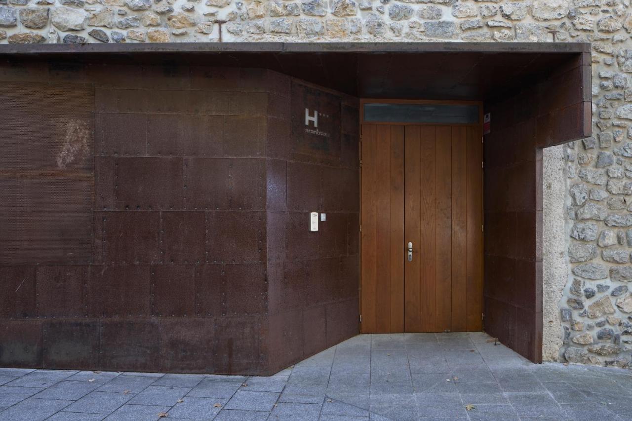 Iraipe Santuario De Arantzazu Hotel Oñate Eksteriør bilde
