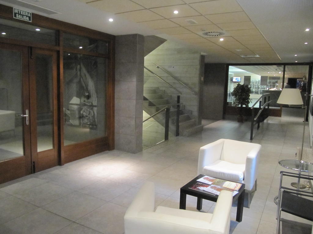 Iraipe Santuario De Arantzazu Hotel Oñate Eksteriør bilde